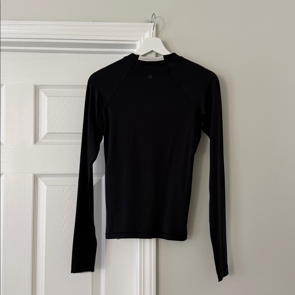 NWT Lululemon Long Sleeve Crewneck Base Layer Shirt - Picture 2 of 4